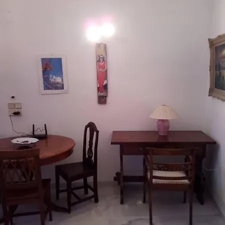 Naxos Castle House Appartement *